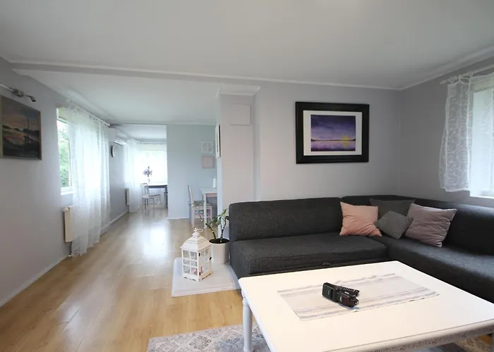 Вилла Esplanaadi *